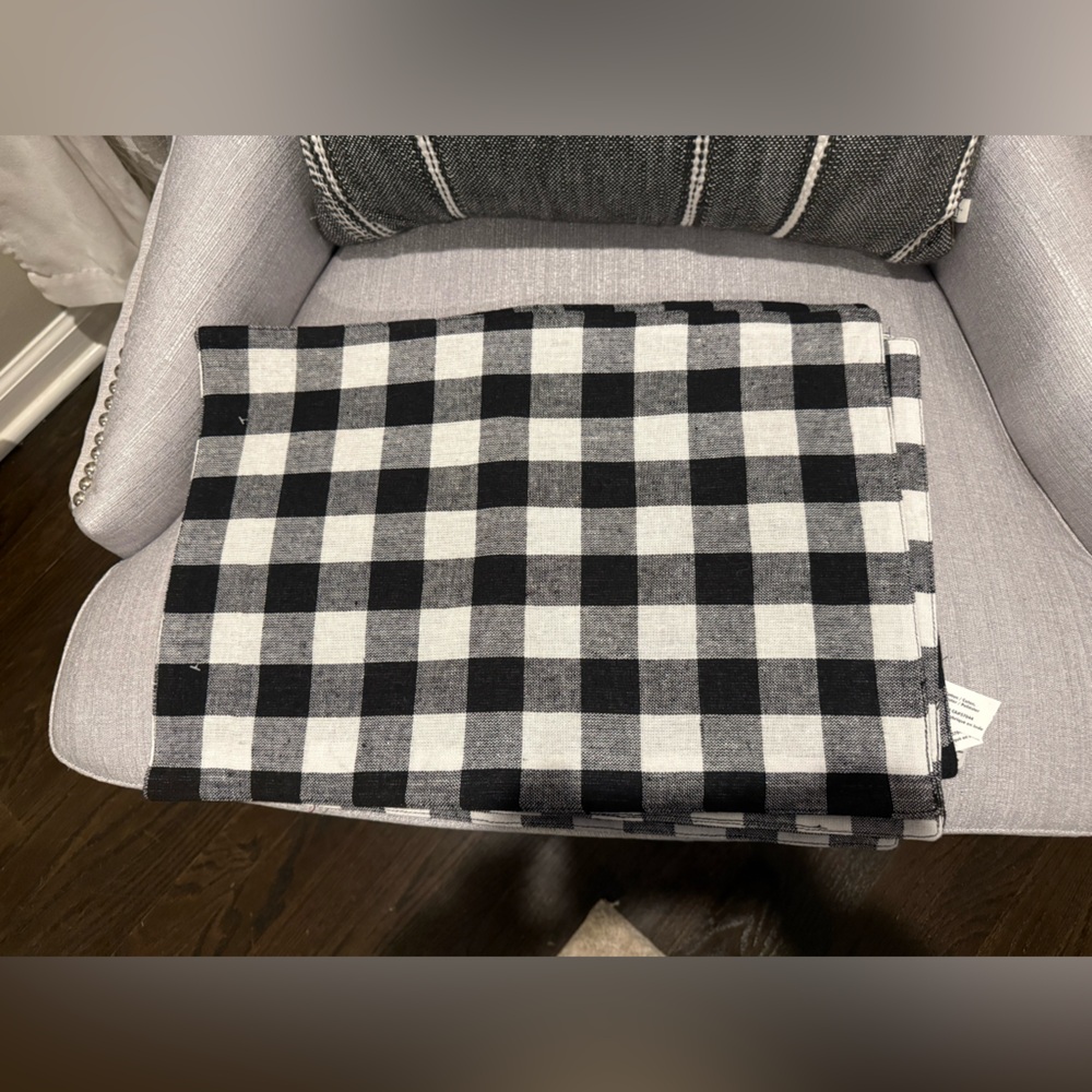 8 new plaid table place mats